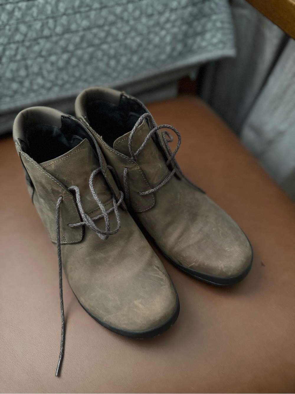 Merrell Women's Olive Brown Lace-Up Ankle Boots - Picture 3 of 3